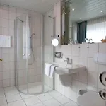 Fruehstueckshotel Seemannsbraut Amrum-adults Only Ab 18 Jahre-keine Haustiere- Szálloda 3*