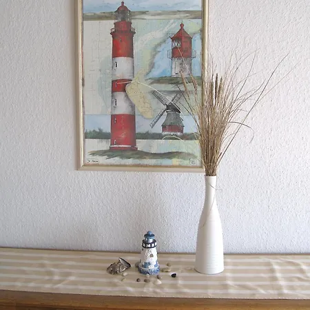 Hotel Fruehstueckshotel Seemannsbraut Amrum-adults Only Ab 18 Jahre-keine Haustiere- 3*
