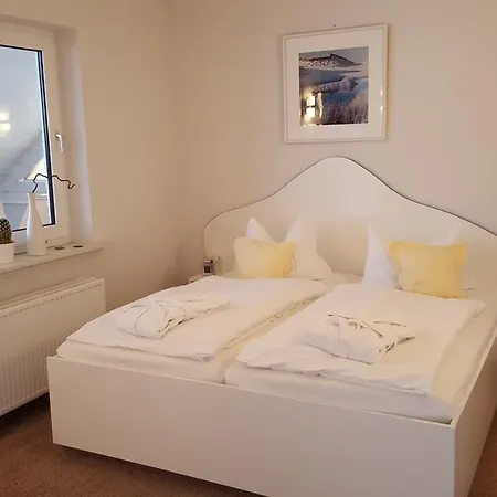 Fruehstueckshotel Seemannsbraut Amrum-adults Only Ab 18 Jahre-keine Haustiere- 3* Wittdün