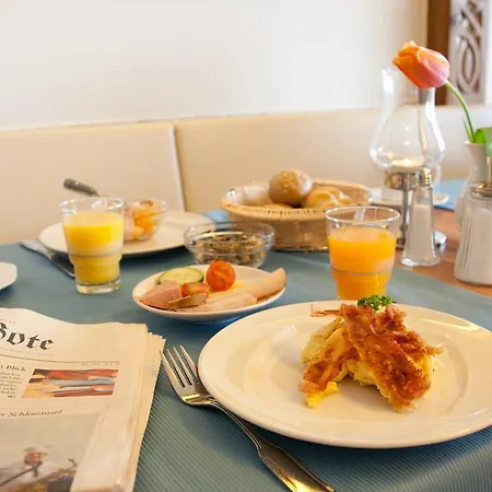 Otel Fruehstueckshotel Seemannsbraut Amrum-adults Only Ab 18 Jahre-keine Haustiere-