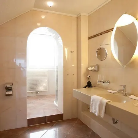 Fruehstueckshotel Seemannsbraut Amrum-adults Only Ab 18 Jahre-keine Haustiere- Wittdün