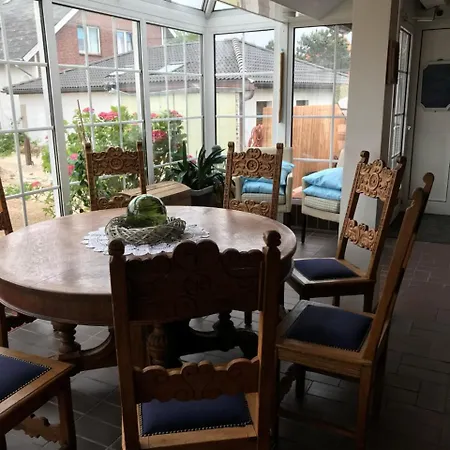 Fruehstueckshotel Seemannsbraut Amrum-adults Only Ab 18 Jahre-keine Haustiere- Otel 3*