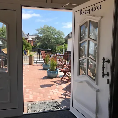 Fruehstueckshotel Seemannsbraut Amrum-adults Only Ab 18 Jahre-keine Haustiere- Wittdün