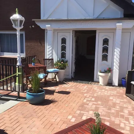 Fruehstueckshotel Seemannsbraut Amrum-adults Only Ab 18 Jahre-keine Haustiere- Hotell