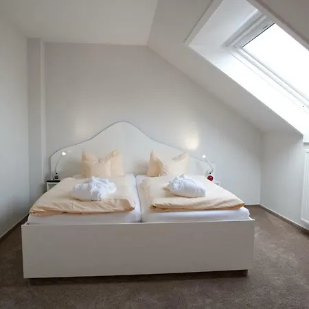 Fruehstueckshotel Seemannsbraut Amrum-adults Only Ab 18 Jahre-keine Haustiere- Otel Wittdün